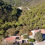 بيت للعطل 2 Bedroom Cozy In *