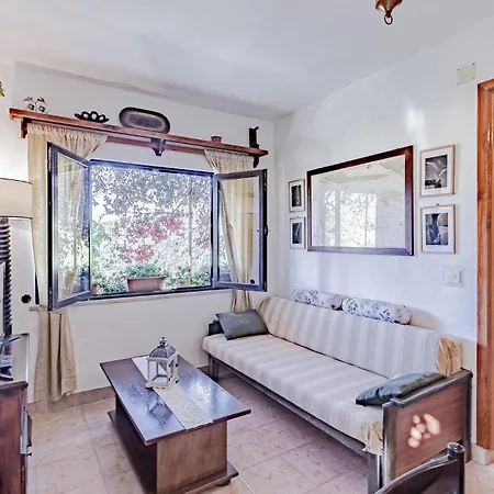 Vikendica Gorgeous In With Kitchen